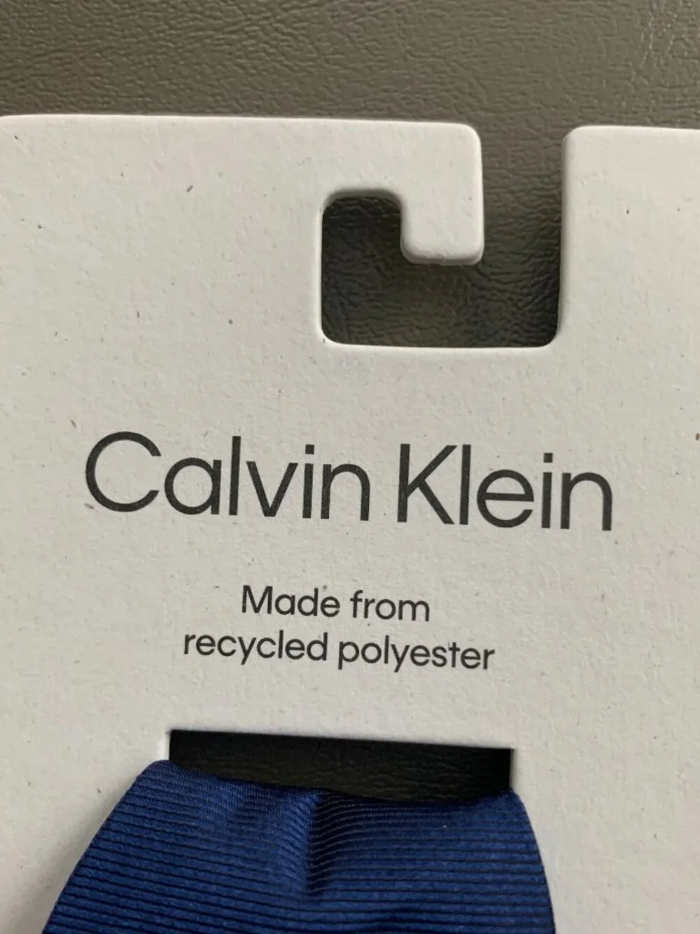 Calvin Klein Men's Unison Solid Self-Tie Bow Tie, Navy Blue, One Size